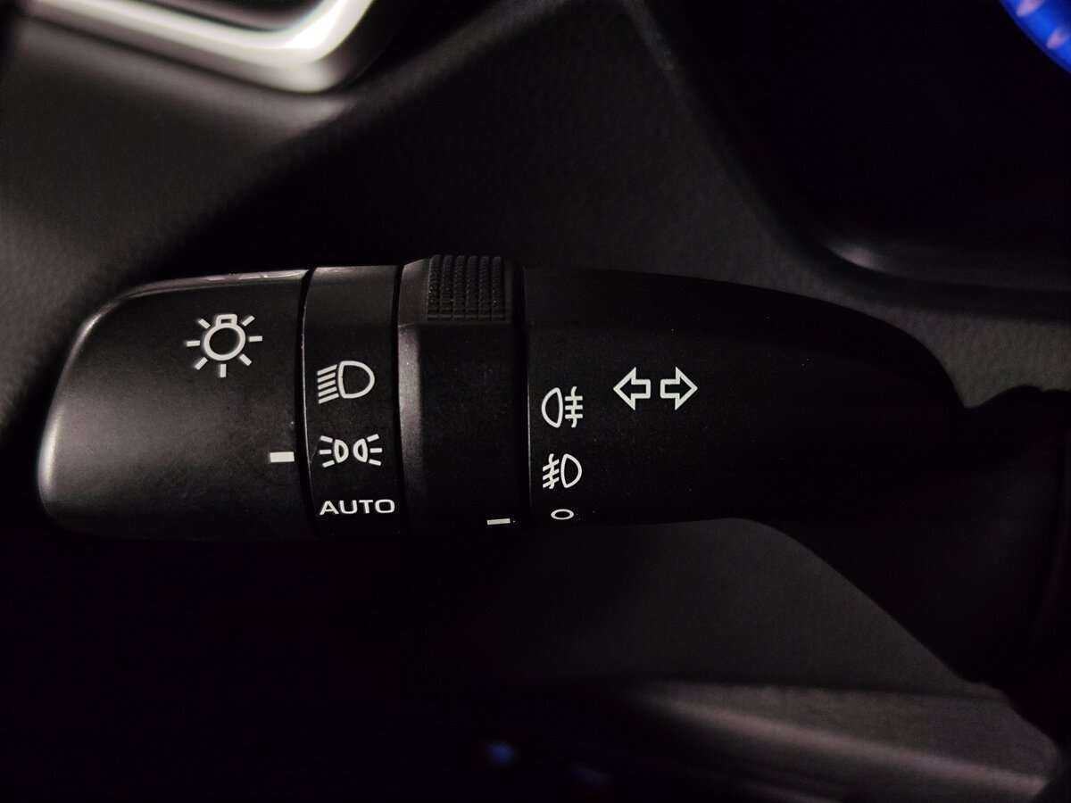 Купить Toyota Corolla с пробегом. Фото: #20