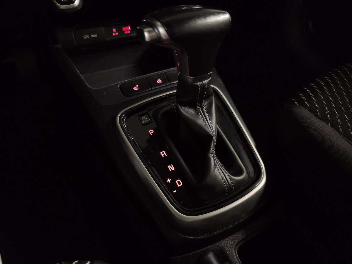 Купить Kia Rio с пробегом. Фото: #10