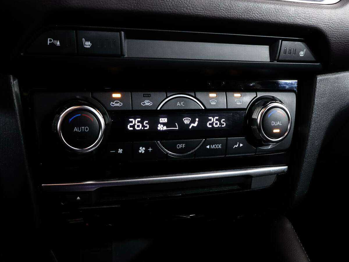 Купить Mazda 6 с пробегом. Фото: #16