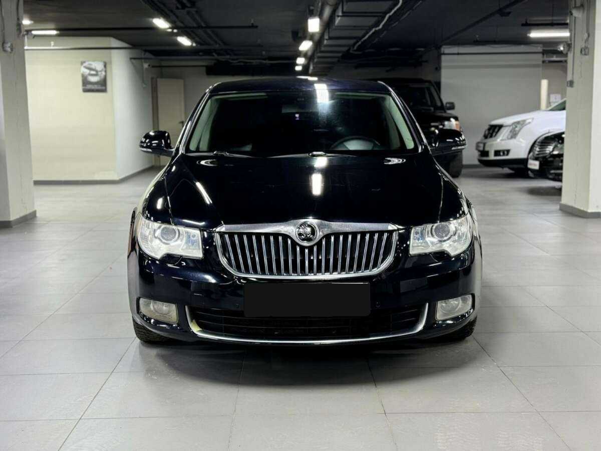 Купить Skoda Superb с пробегом. Фото: #1