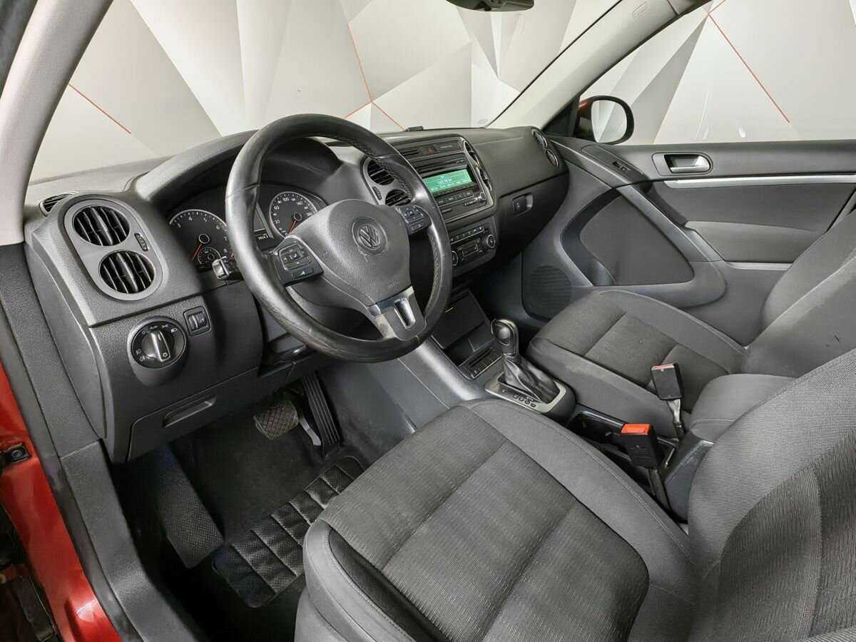 Купить Volkswagen Tiguan с пробегом. Фото: #13