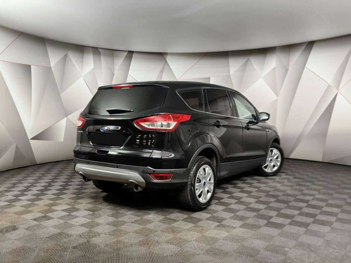 Купить Ford Kuga с пробегом. Фото: #1