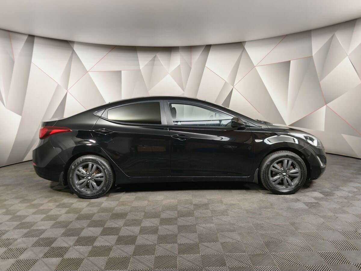 Купить Hyundai Elantra с пробегом. Фото: #5
