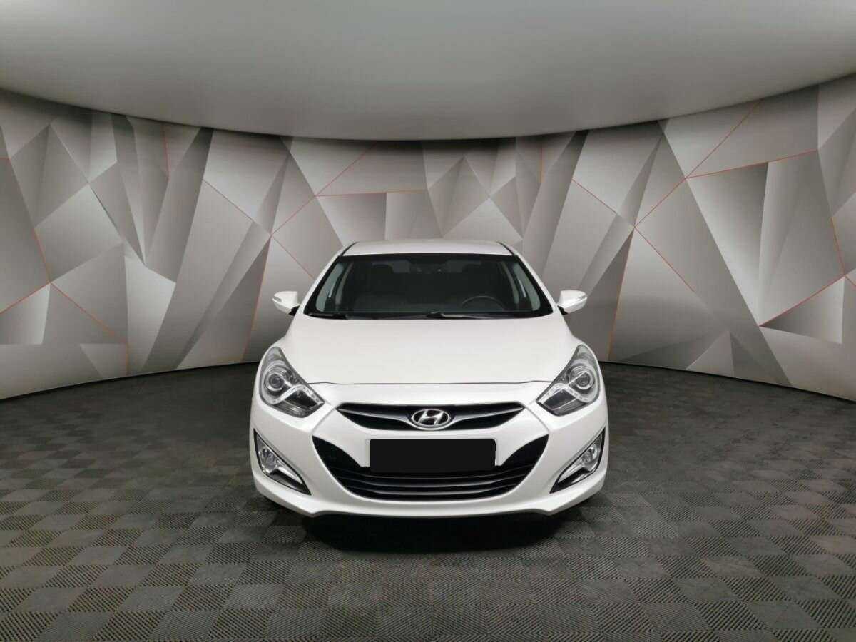 Купить Hyundai i40 с пробегом. Фото: #6