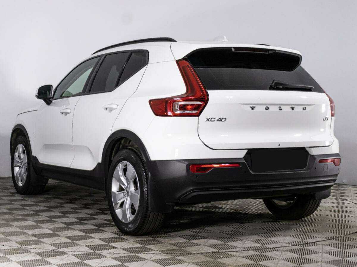 Купить Volvo XC40 с пробегом. Фото: #6