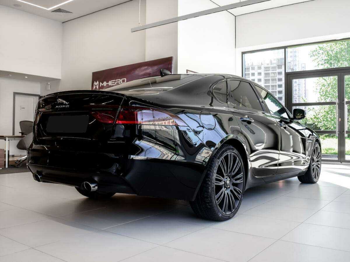 Купить Jaguar XF с пробегом. Фото: #4