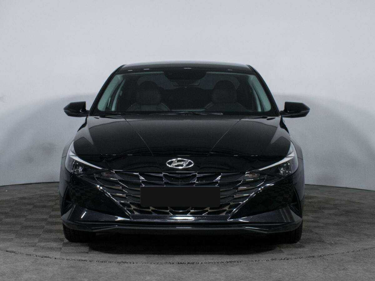 Купить Hyundai Elantra с пробегом. Фото: #1