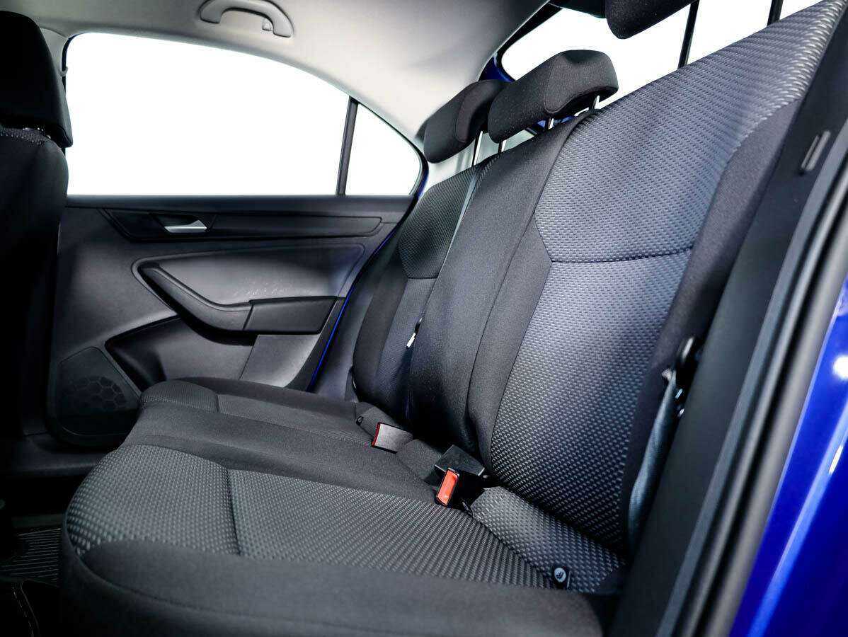 Купить Volkswagen Polo с пробегом. Фото: #11