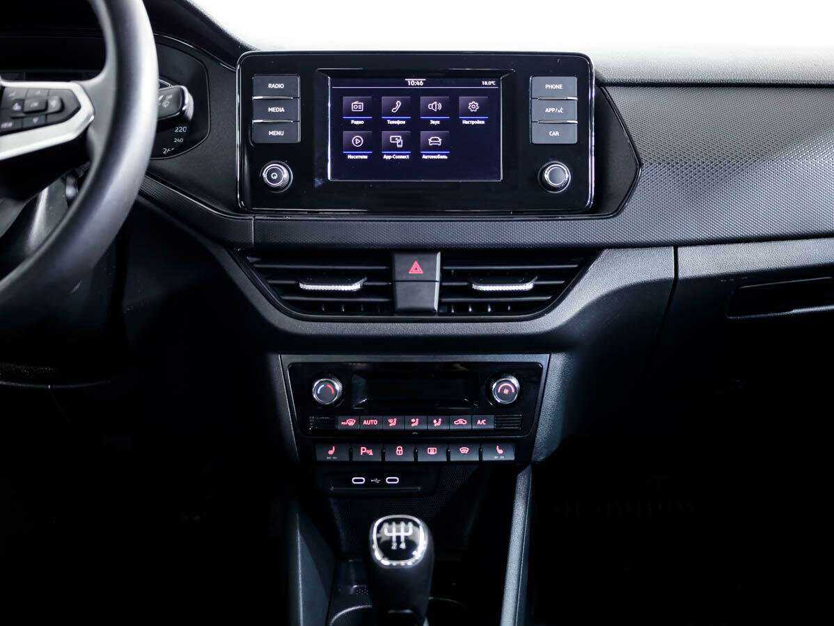 Купить Volkswagen Polo с пробегом. Фото: #17