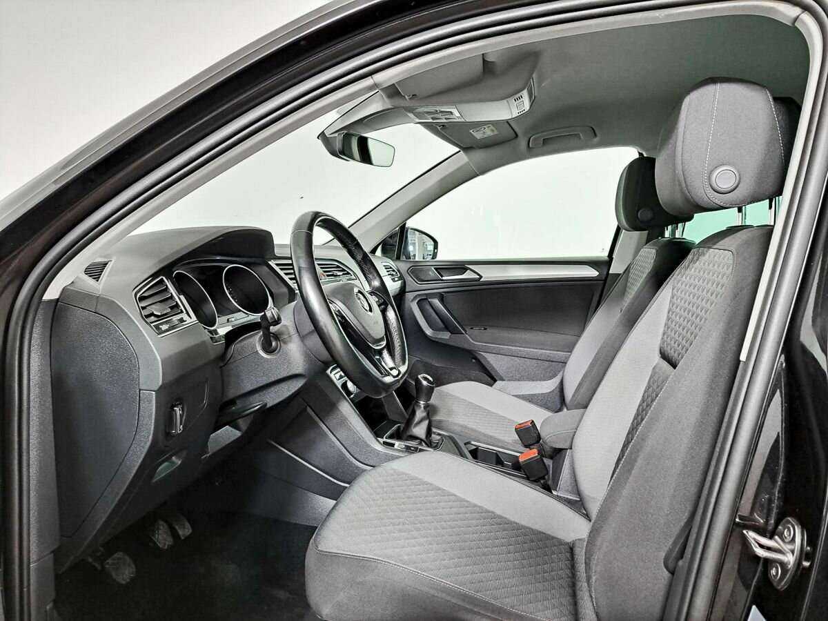 Купить Volkswagen Tiguan с пробегом. Фото: #13