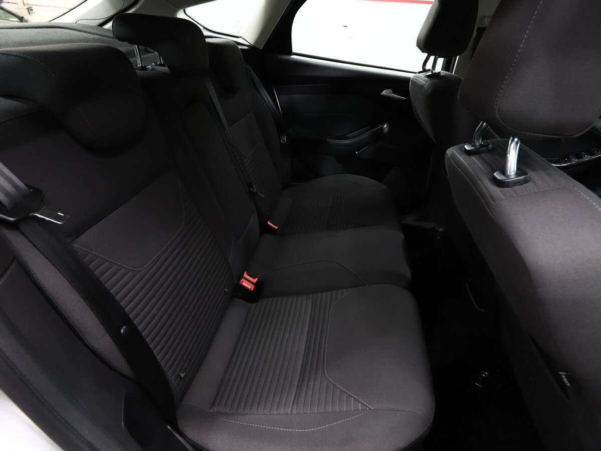 Купить Ford Focus с пробегом. Фото: #14