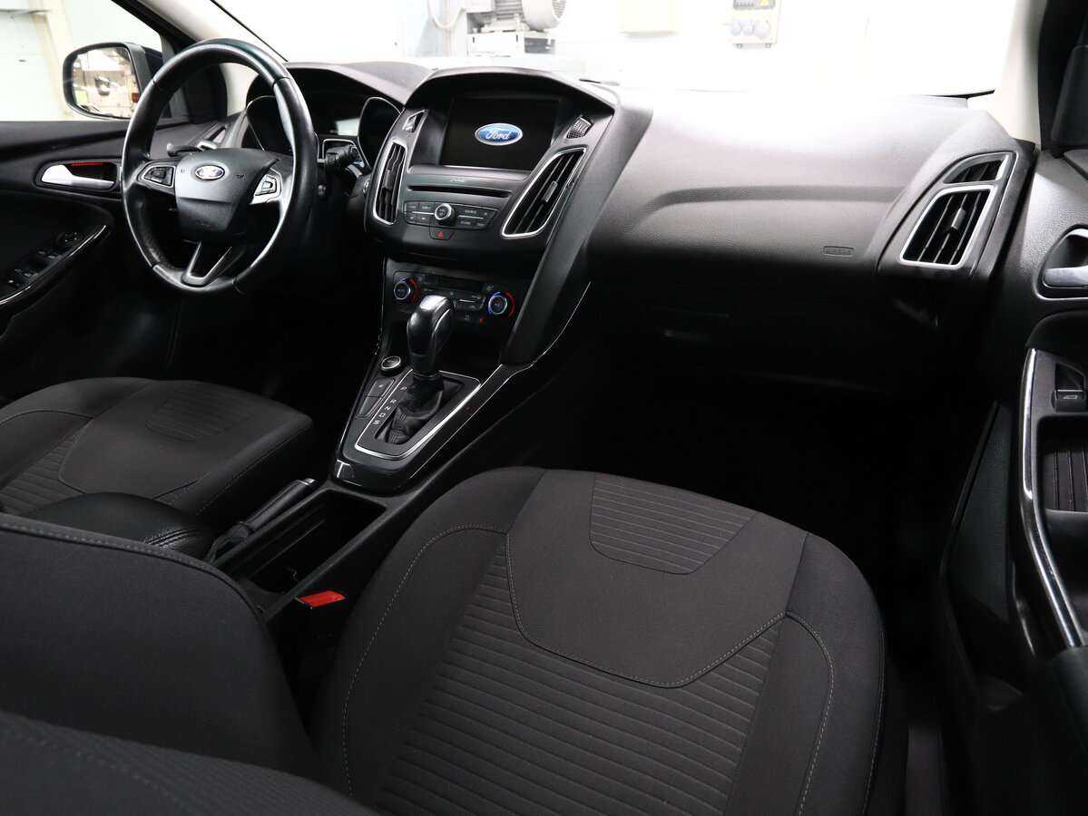 Купить Ford Focus с пробегом. Фото: #15