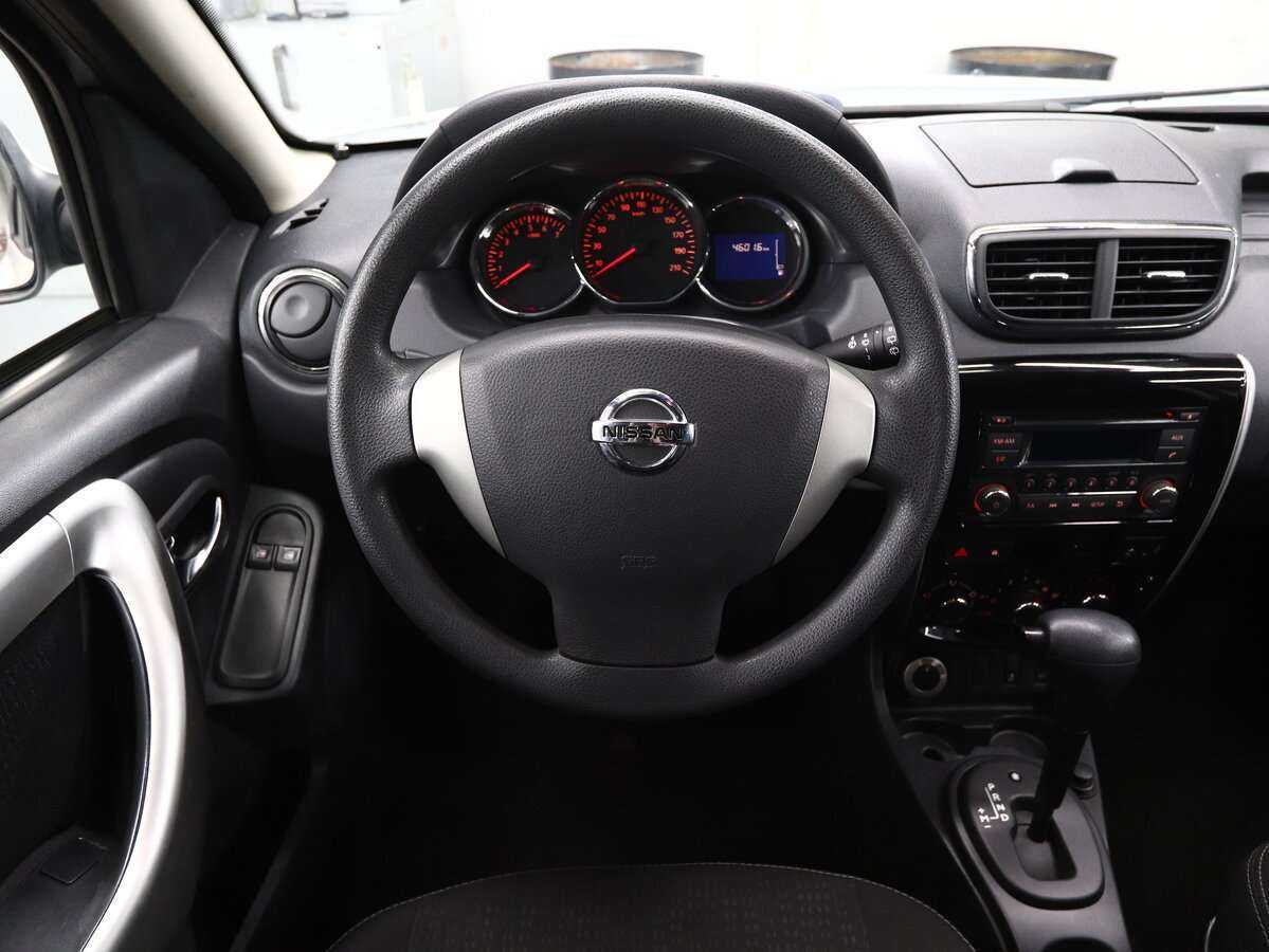 Купить Nissan Terrano с пробегом. Фото: #10