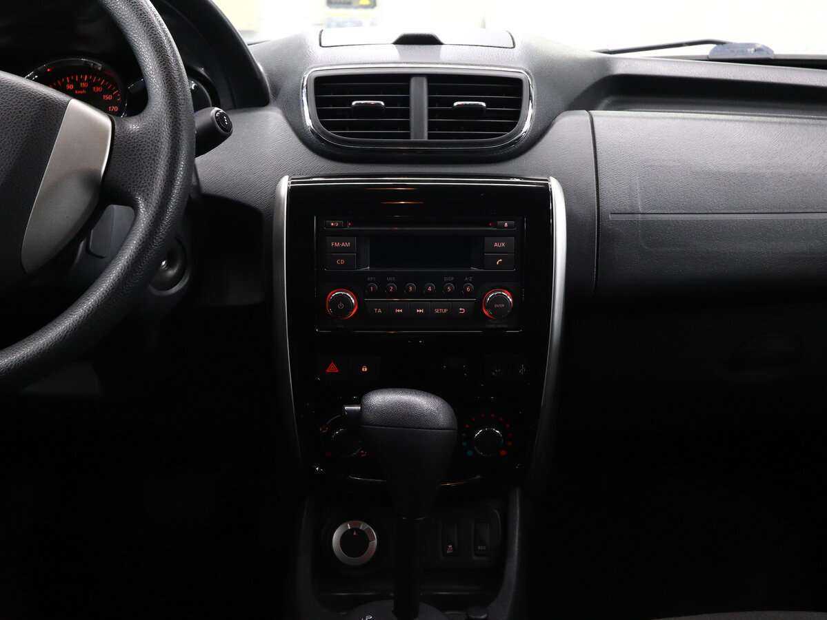 Купить Nissan Terrano с пробегом. Фото: #15