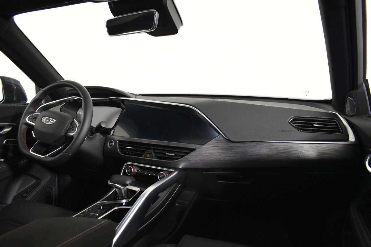 Купить Geely Tugella с пробегом. Фото: #10