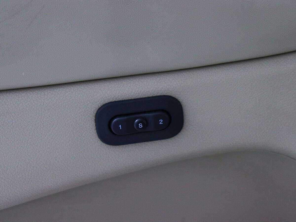 Купить Jeep Grand Cherokee с пробегом. Фото: #19