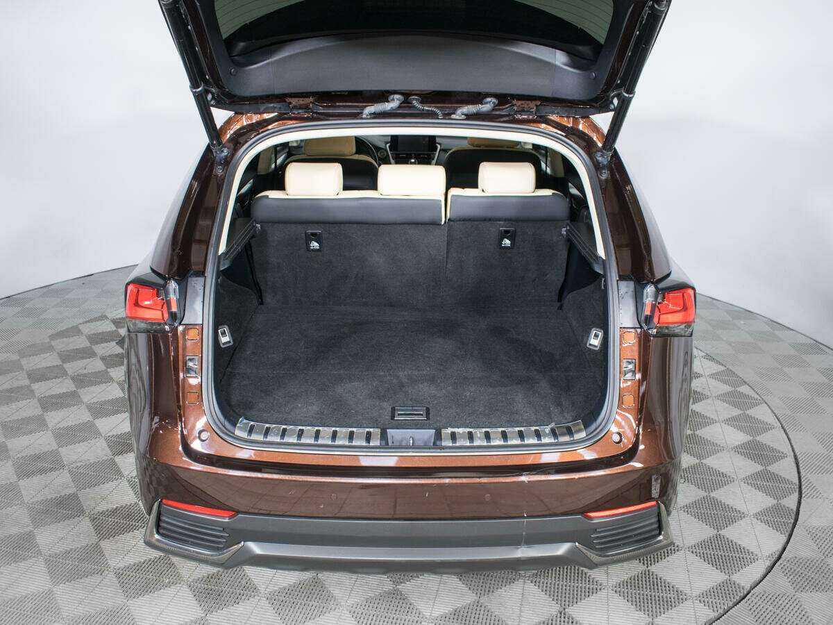 Купить Lexus NX с пробегом. Фото: #18