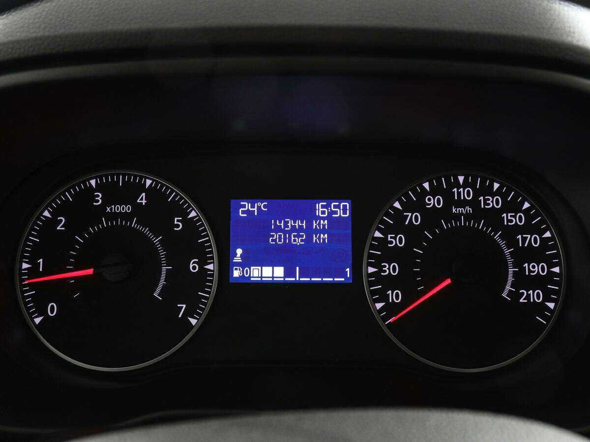 Купить Renault Duster с пробегом. Фото: #10