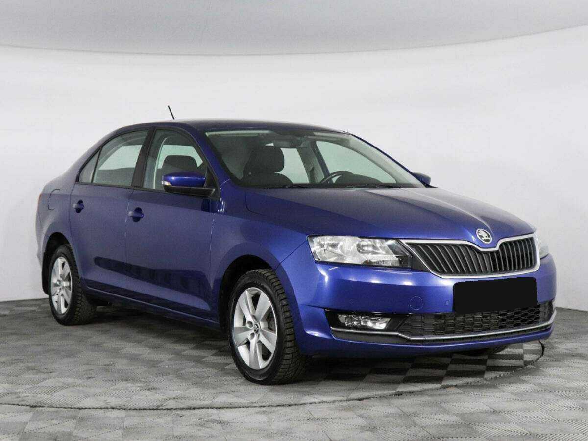Купить Skoda Rapid с пробегом. Фото: #2