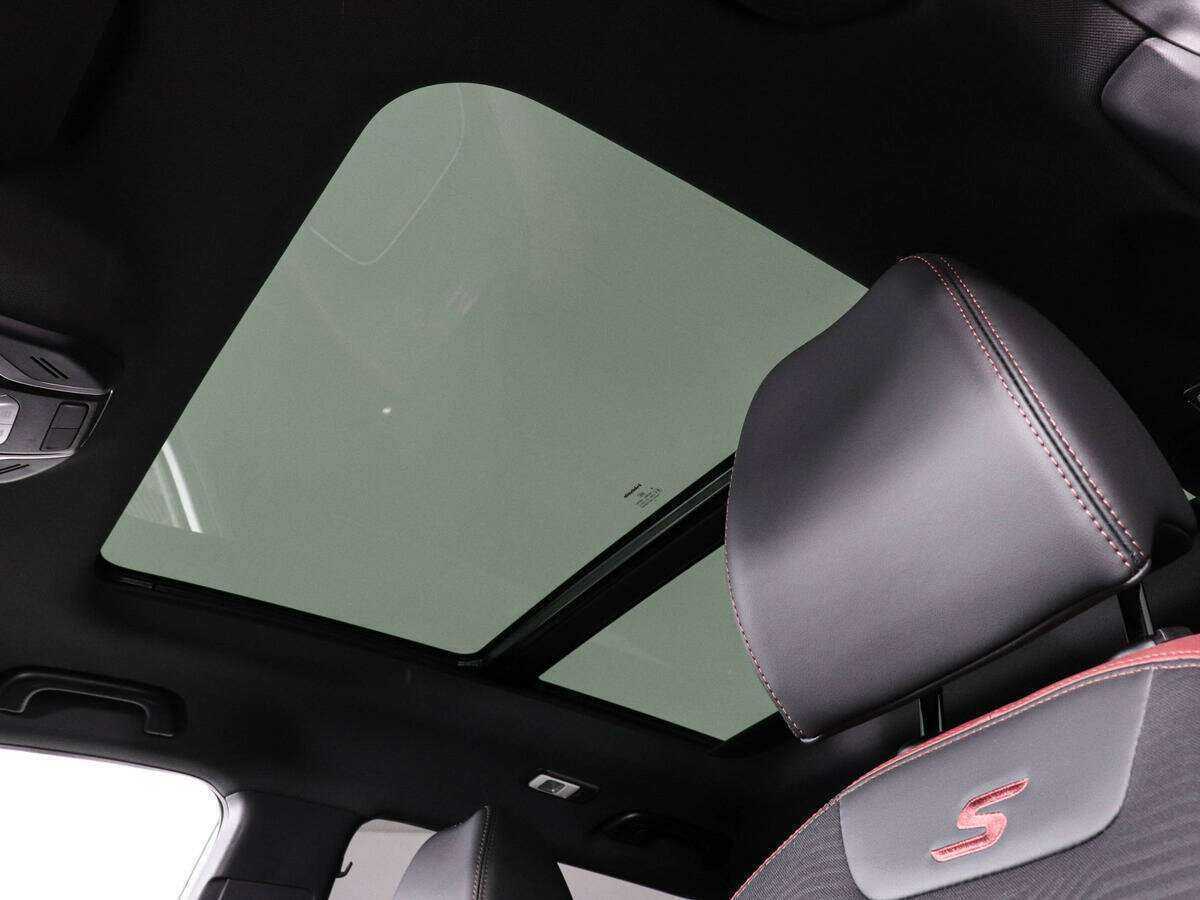 Купить Geely Coolray с пробегом. Фото: #11