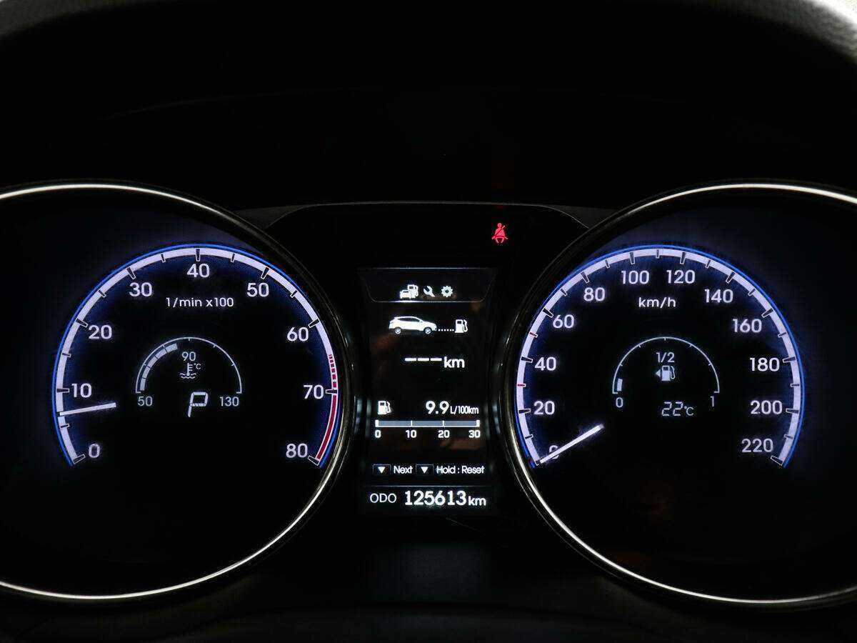 Купить Hyundai ix35 с пробегом. Фото: #10
