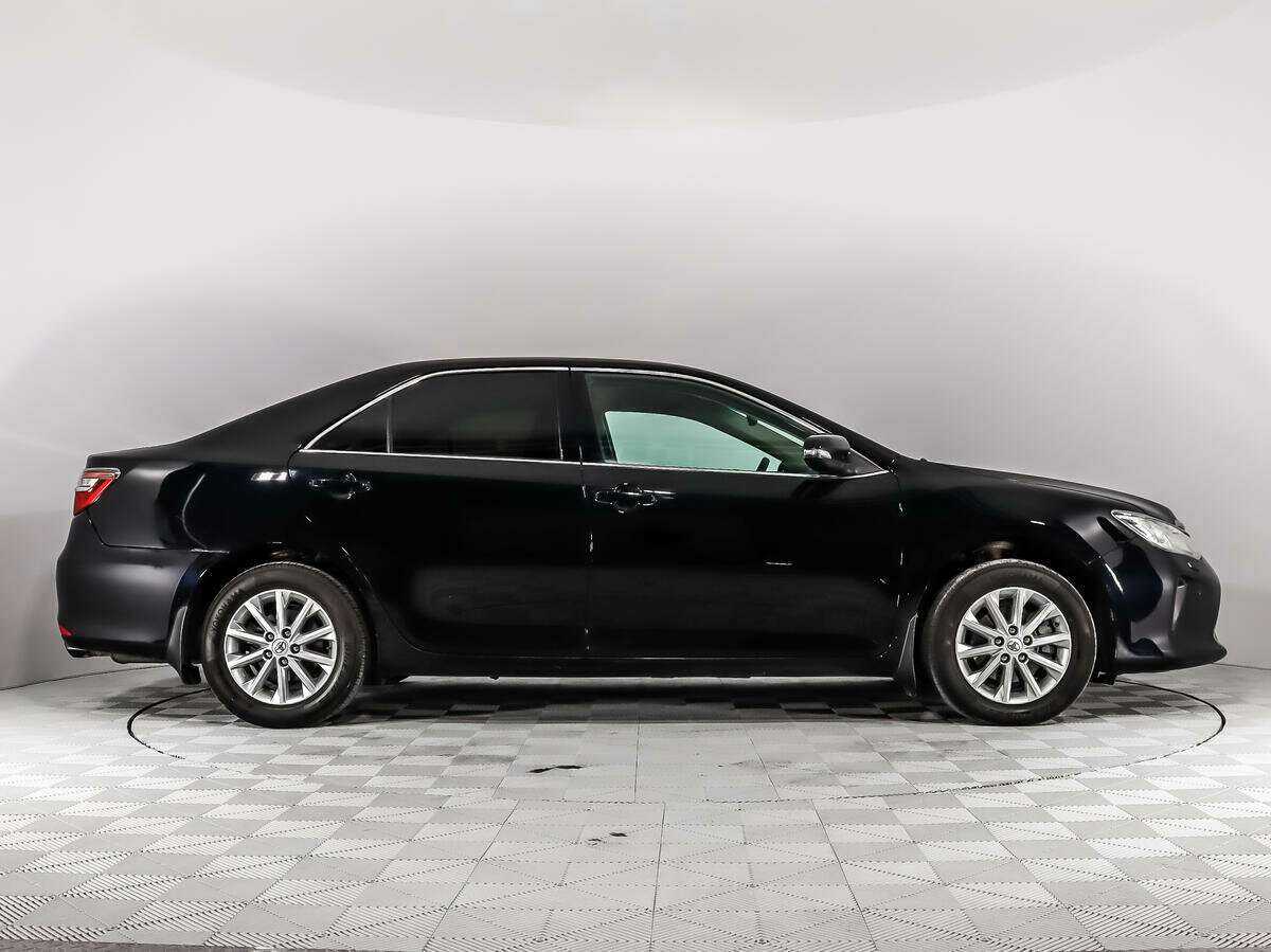 Купить Toyota Camry с пробегом. Фото: #3