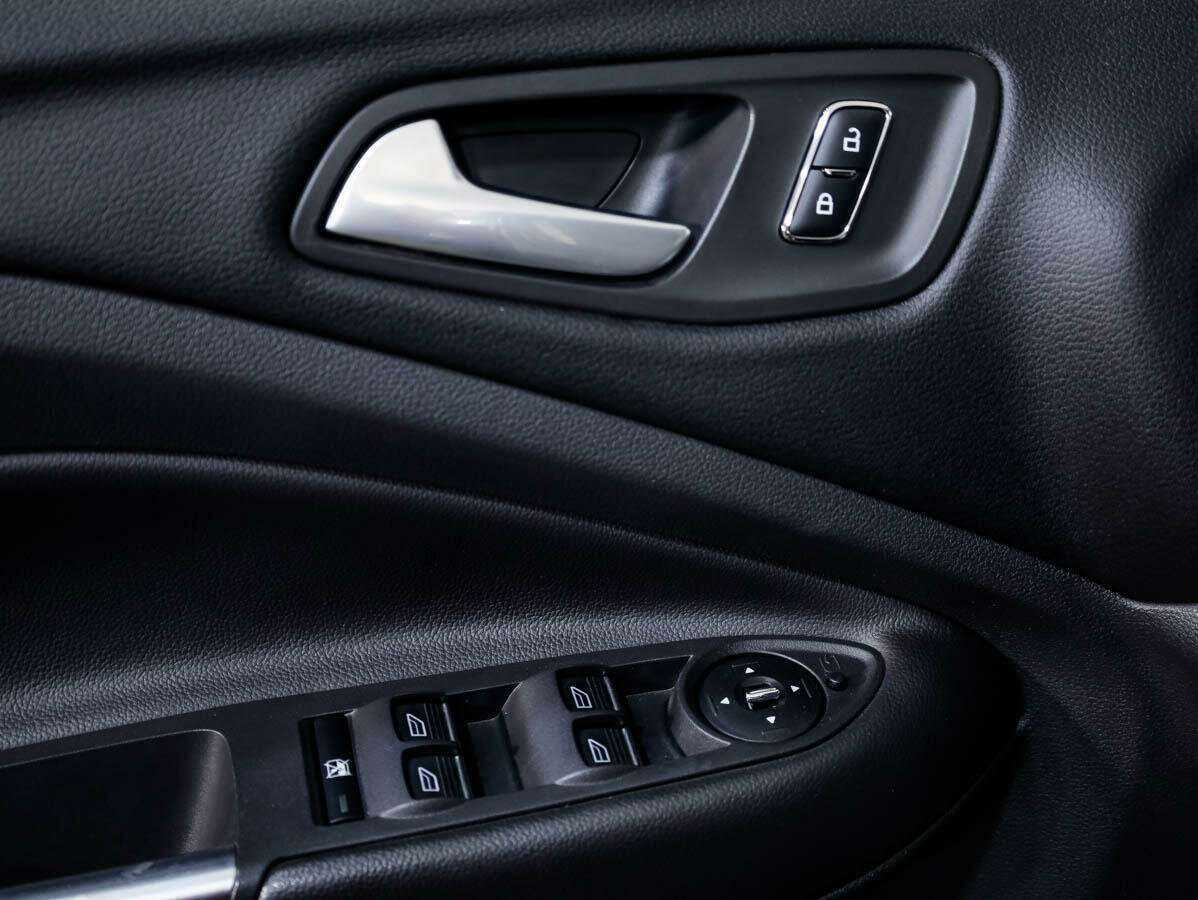 Купить Ford Kuga с пробегом. Фото: #12