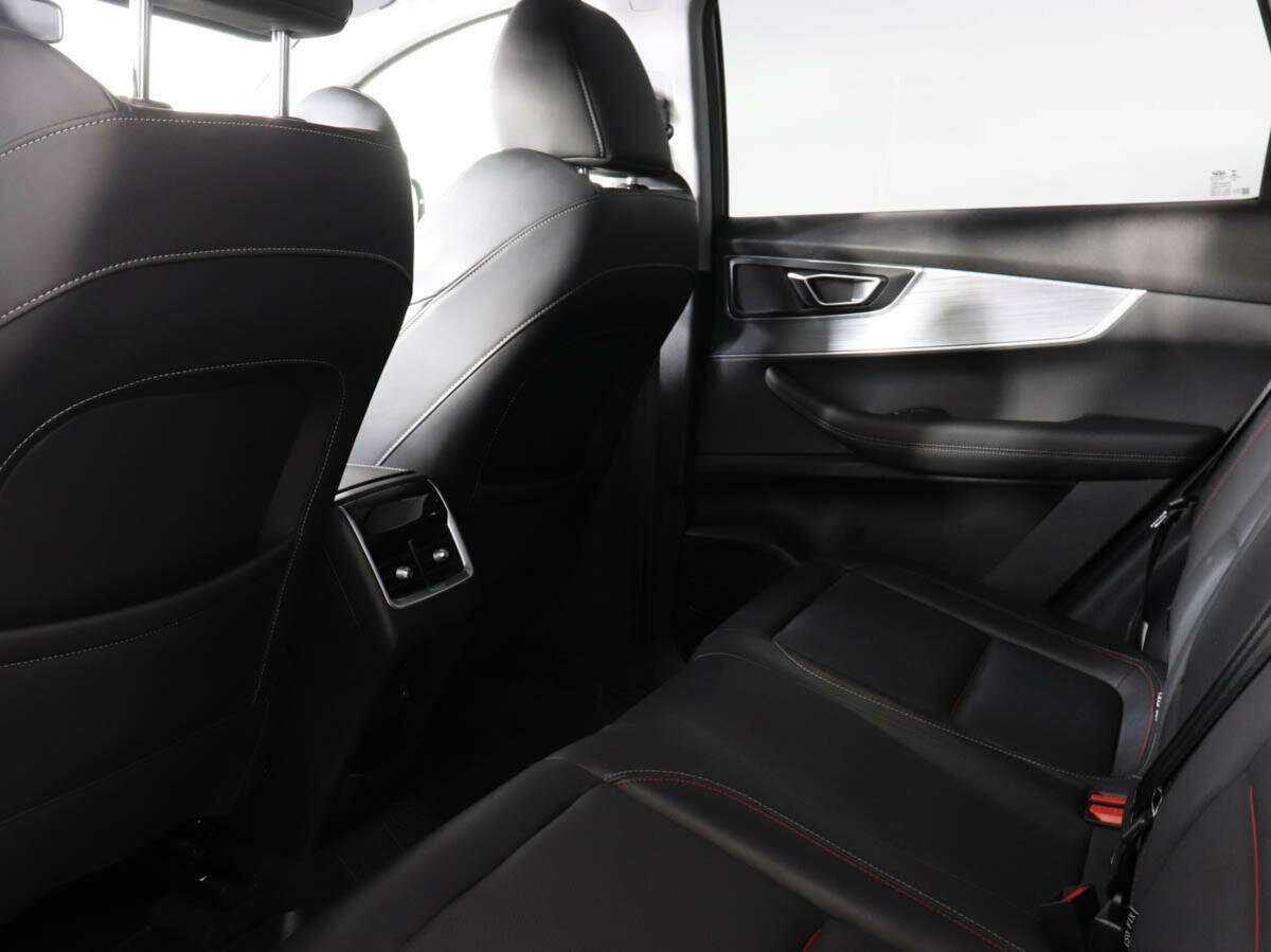 Купить Chery Tiggo 7 Pro с пробегом. Фото: #11