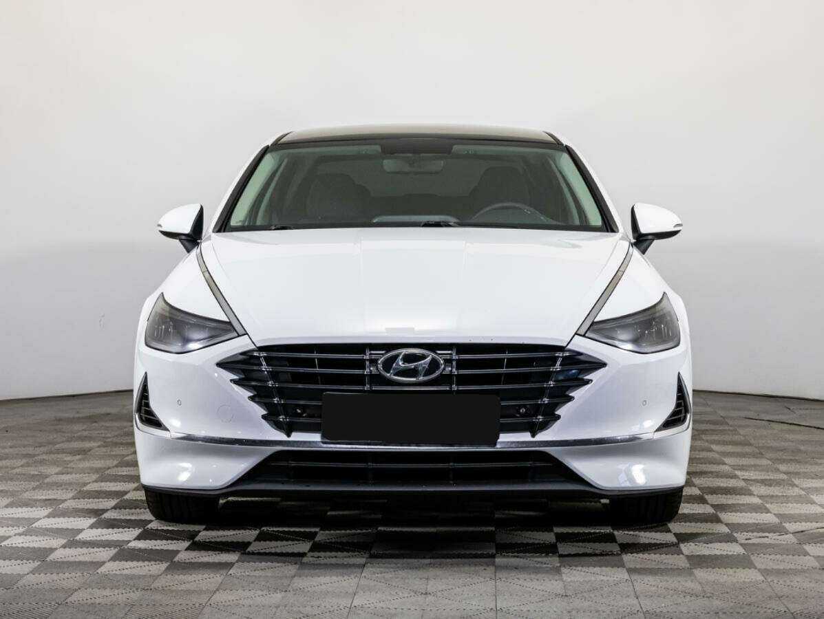 Купить Hyundai Sonata с пробегом. Фото: #1