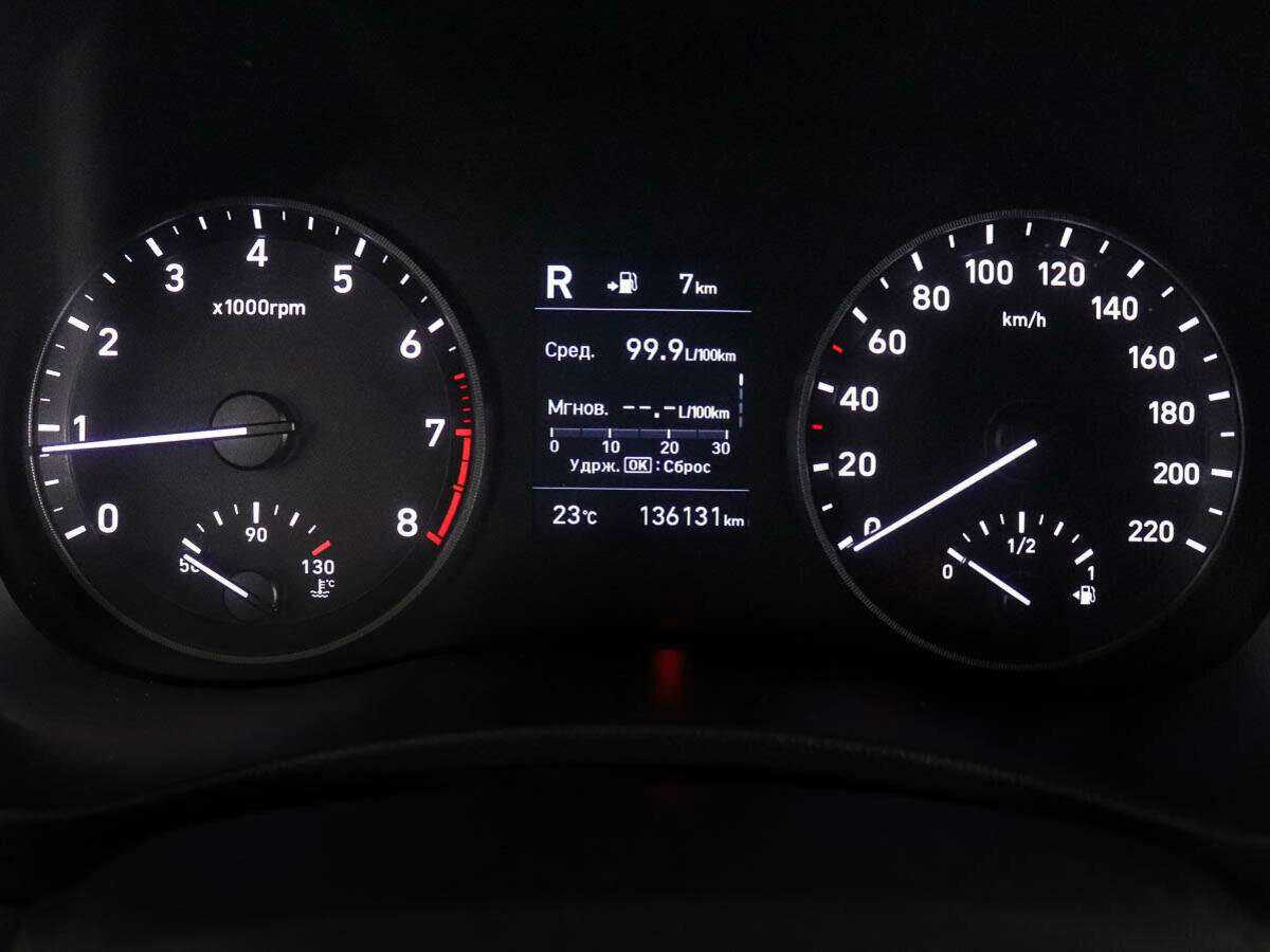 Купить Hyundai Solaris с пробегом. Фото: #8