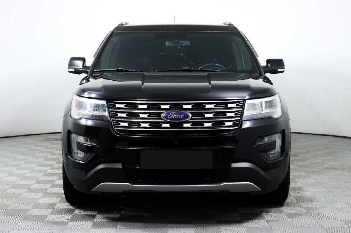 Купить Ford Explorer с пробегом. Фото: #1