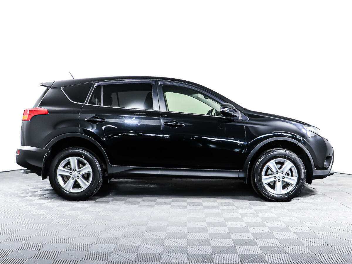 Купить Toyota RAV4 с пробегом. Фото: #3