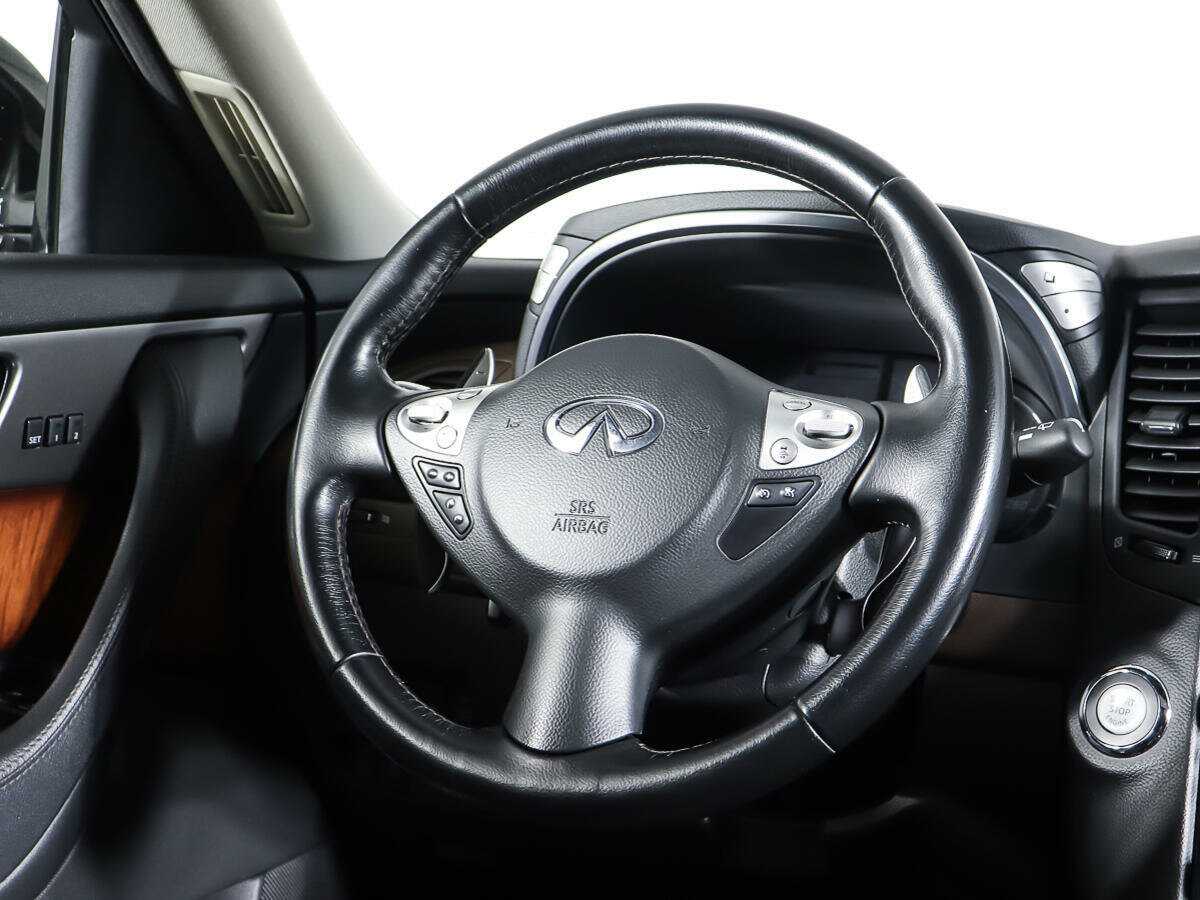 Купить Infiniti FX с пробегом. Фото: #14