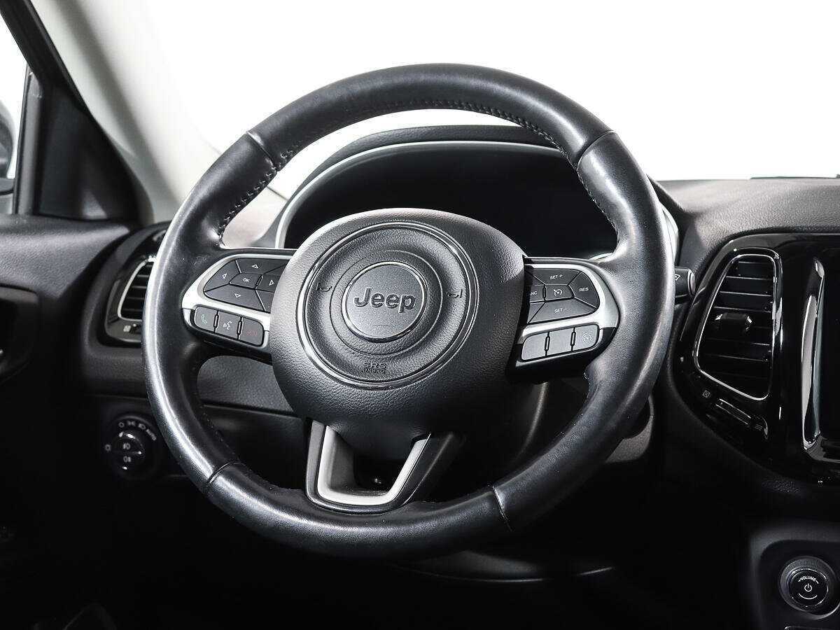 Купить Jeep Compass с пробегом. Фото: #14