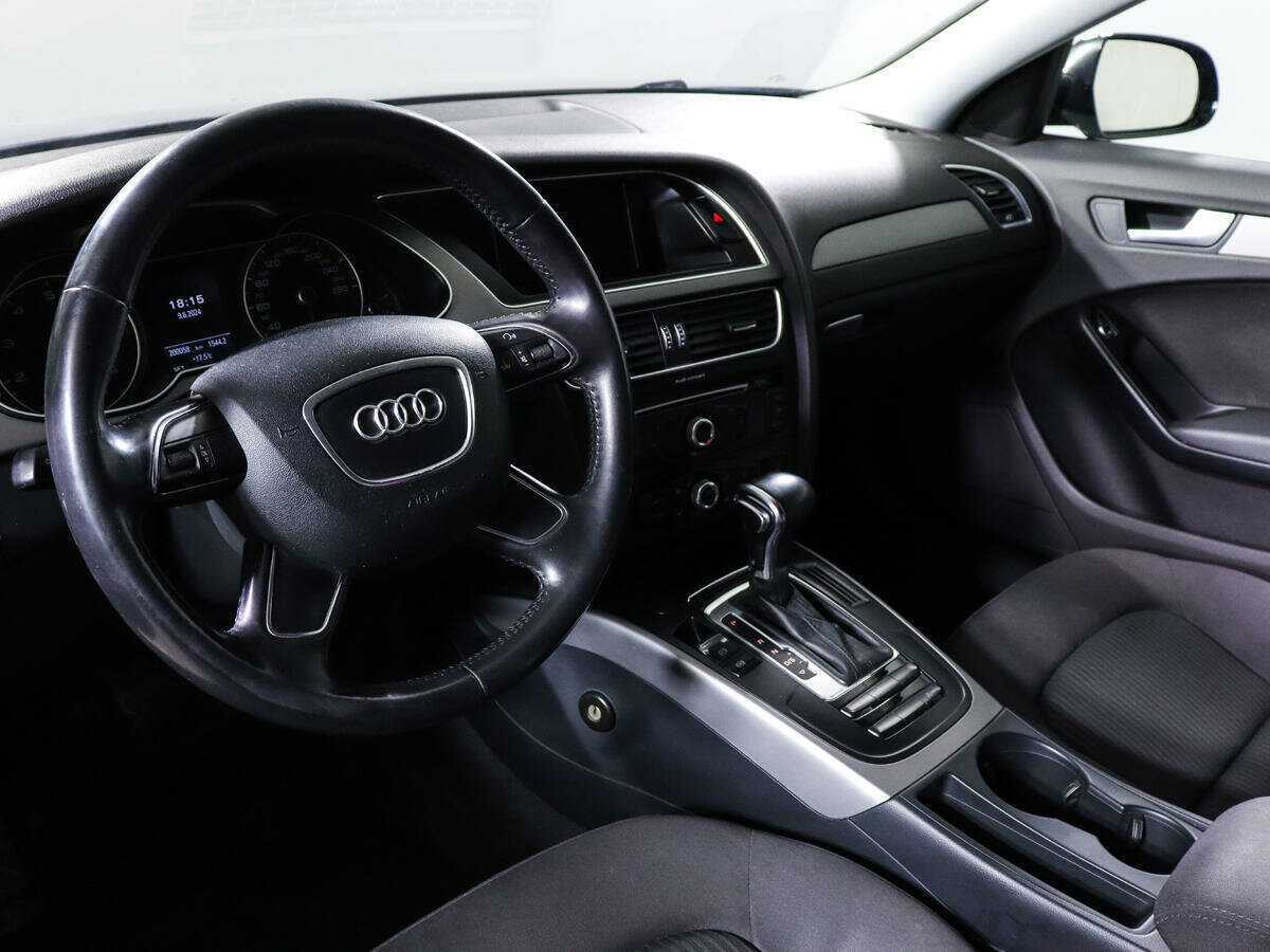 Купить Audi A4 с пробегом. Фото: #11