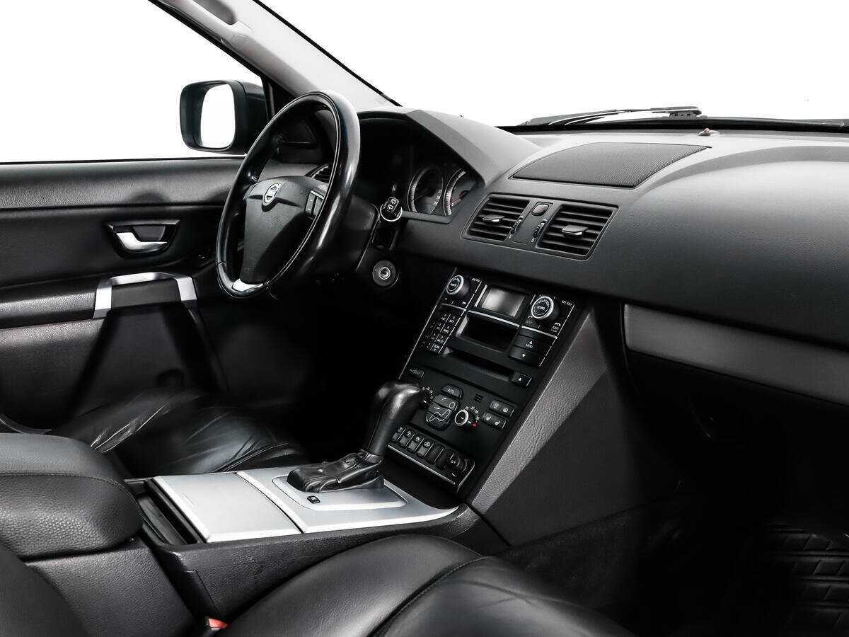 Купить Volvo XC90 с пробегом. Фото: #11