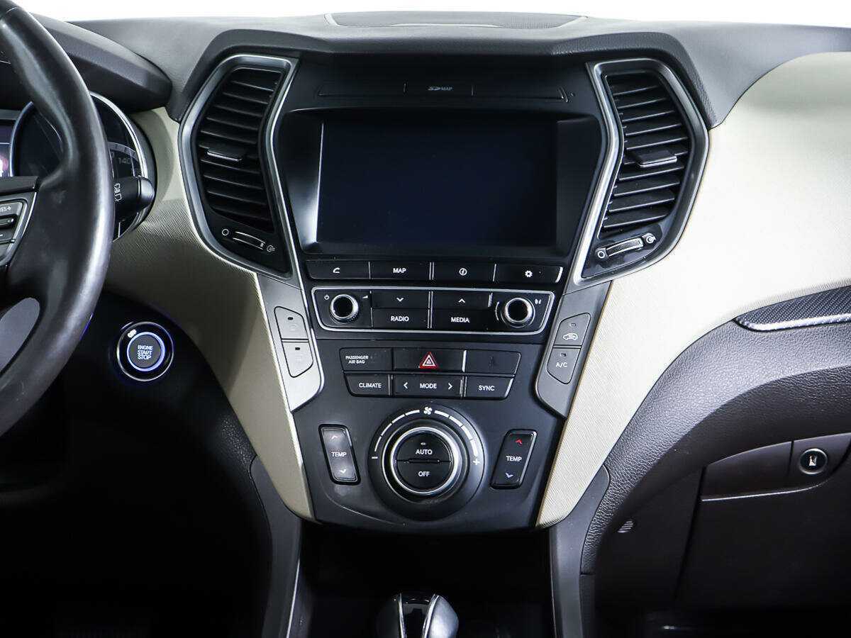 Купить Hyundai Santa Fe с пробегом. Фото: #11