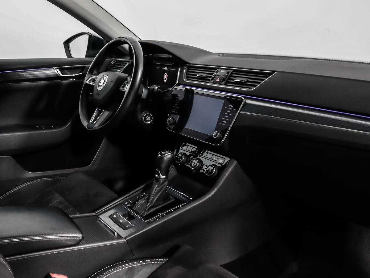 Купить Skoda Superb с пробегом. Фото: #15