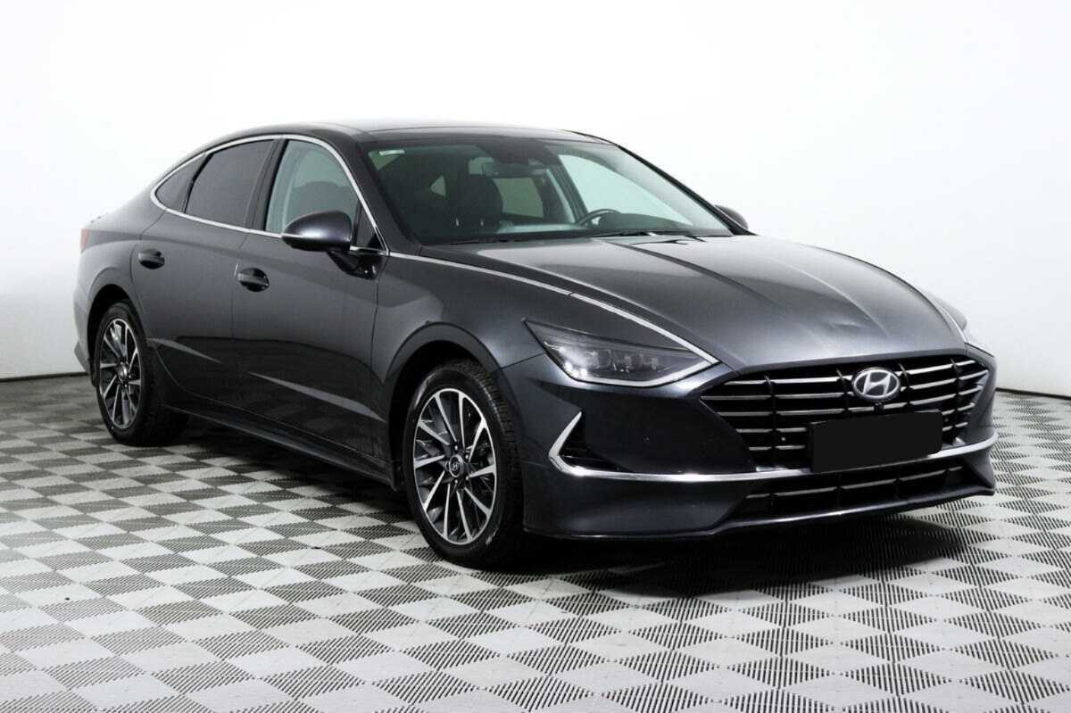 Купить Hyundai Sonata с пробегом. Фото: #2