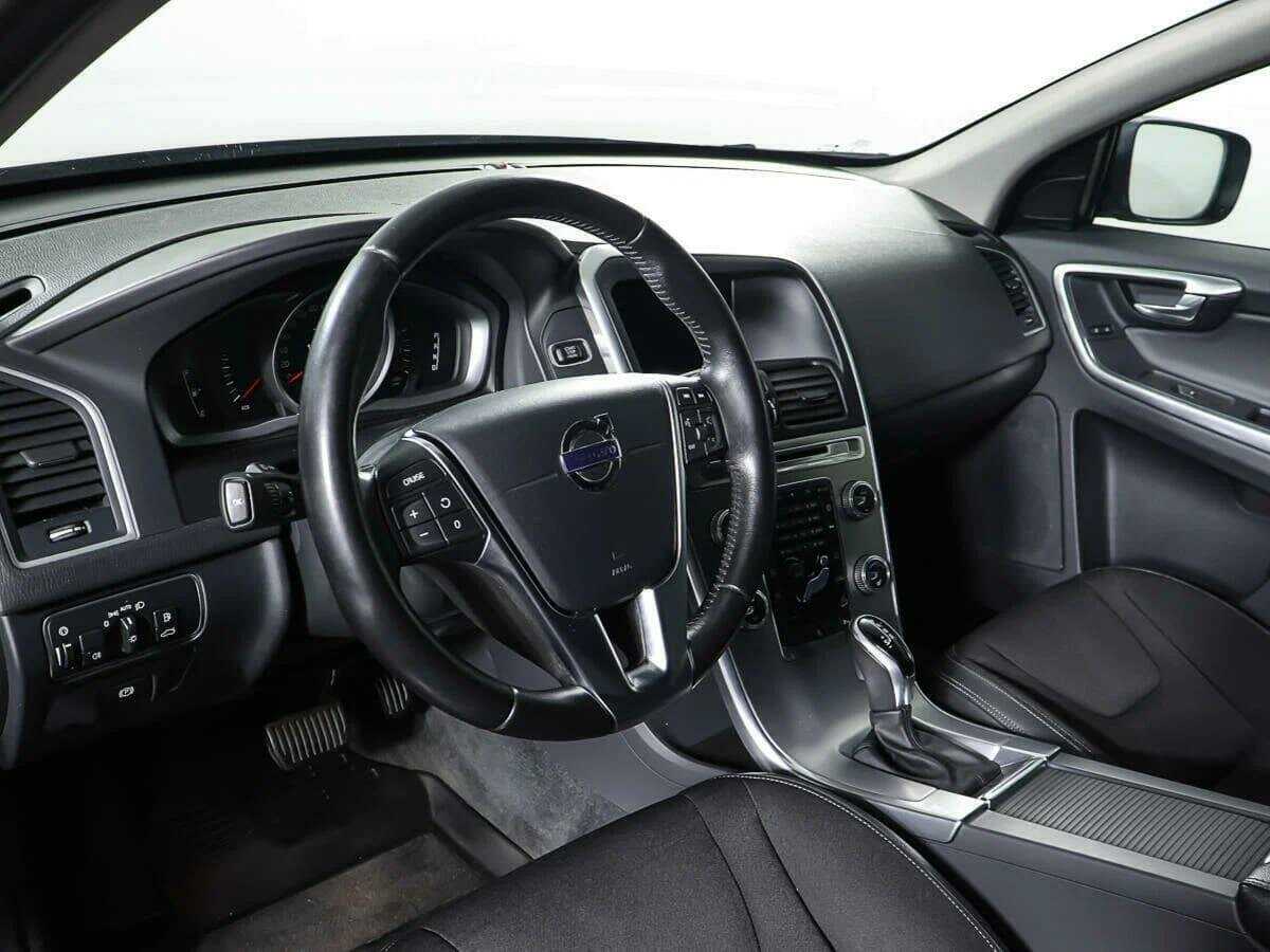 Купить Volvo XC60 с пробегом. Фото: #14