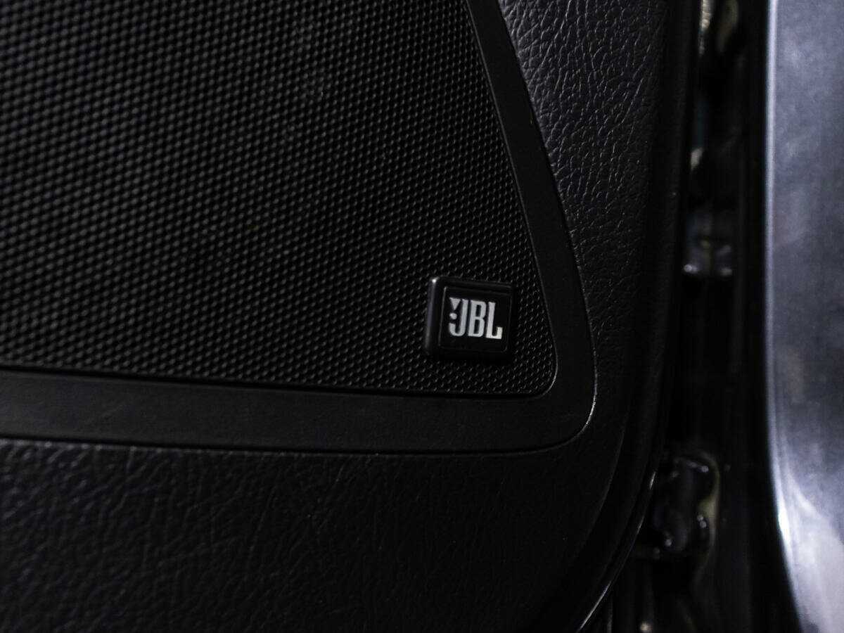 Купить Kia Mohave с пробегом. Фото: #17