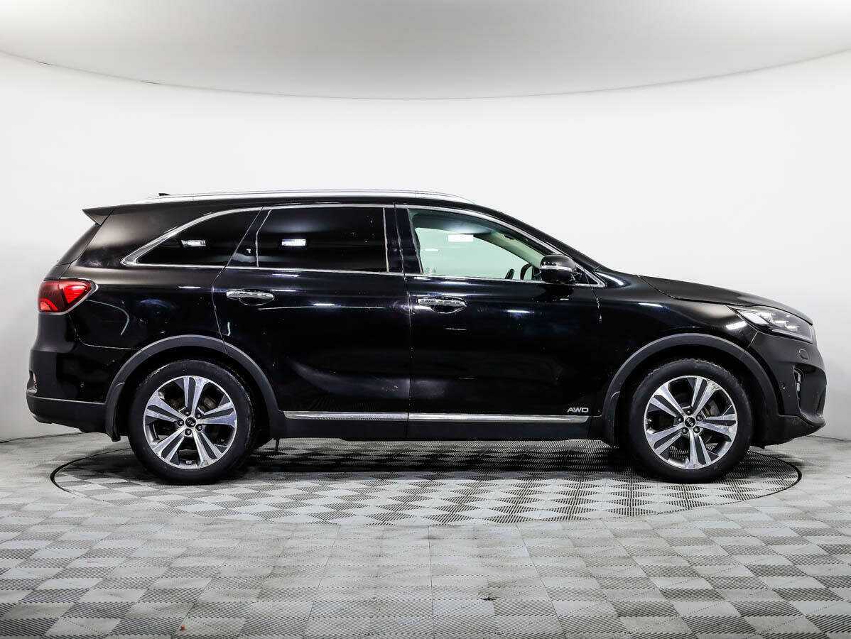 Купить Kia Sorento с пробегом. Фото: #2