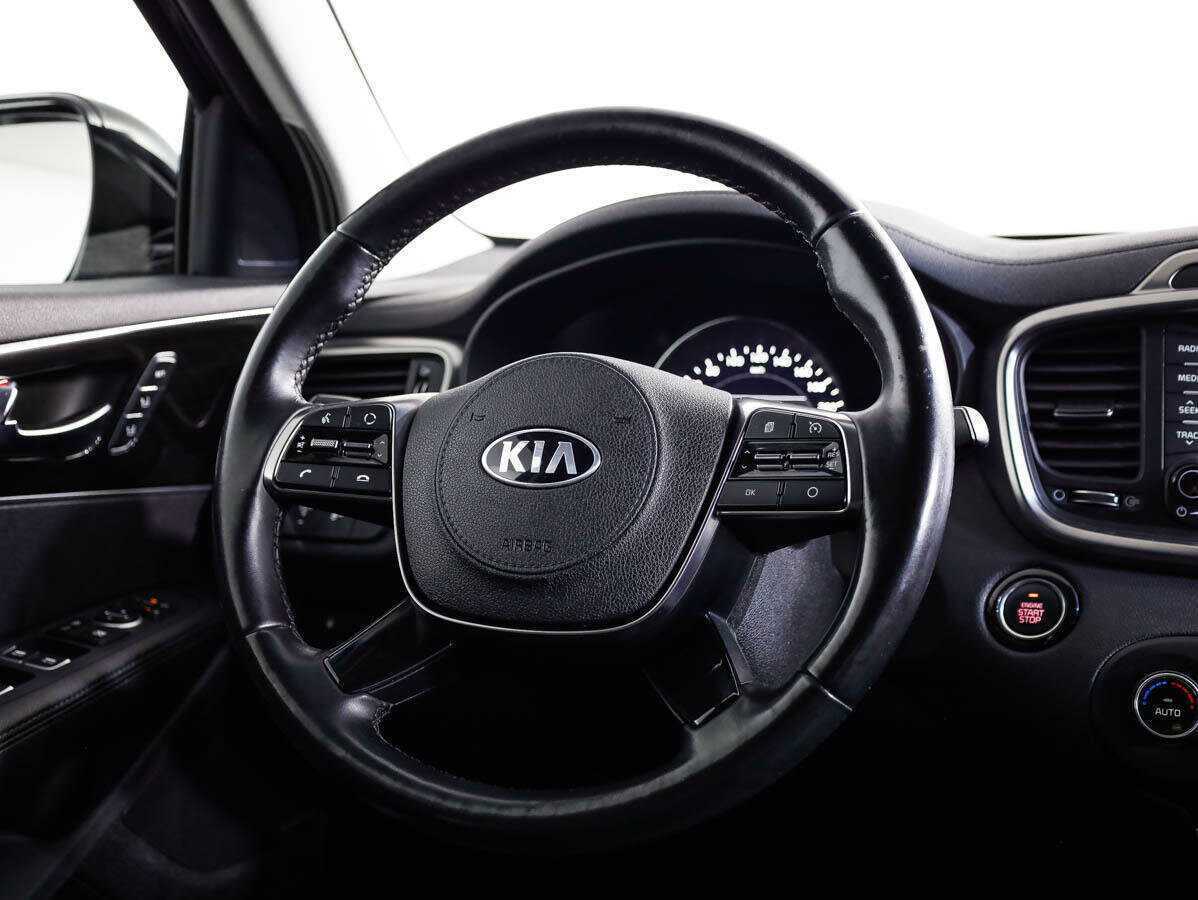 Купить Kia Sorento с пробегом. Фото: #20
