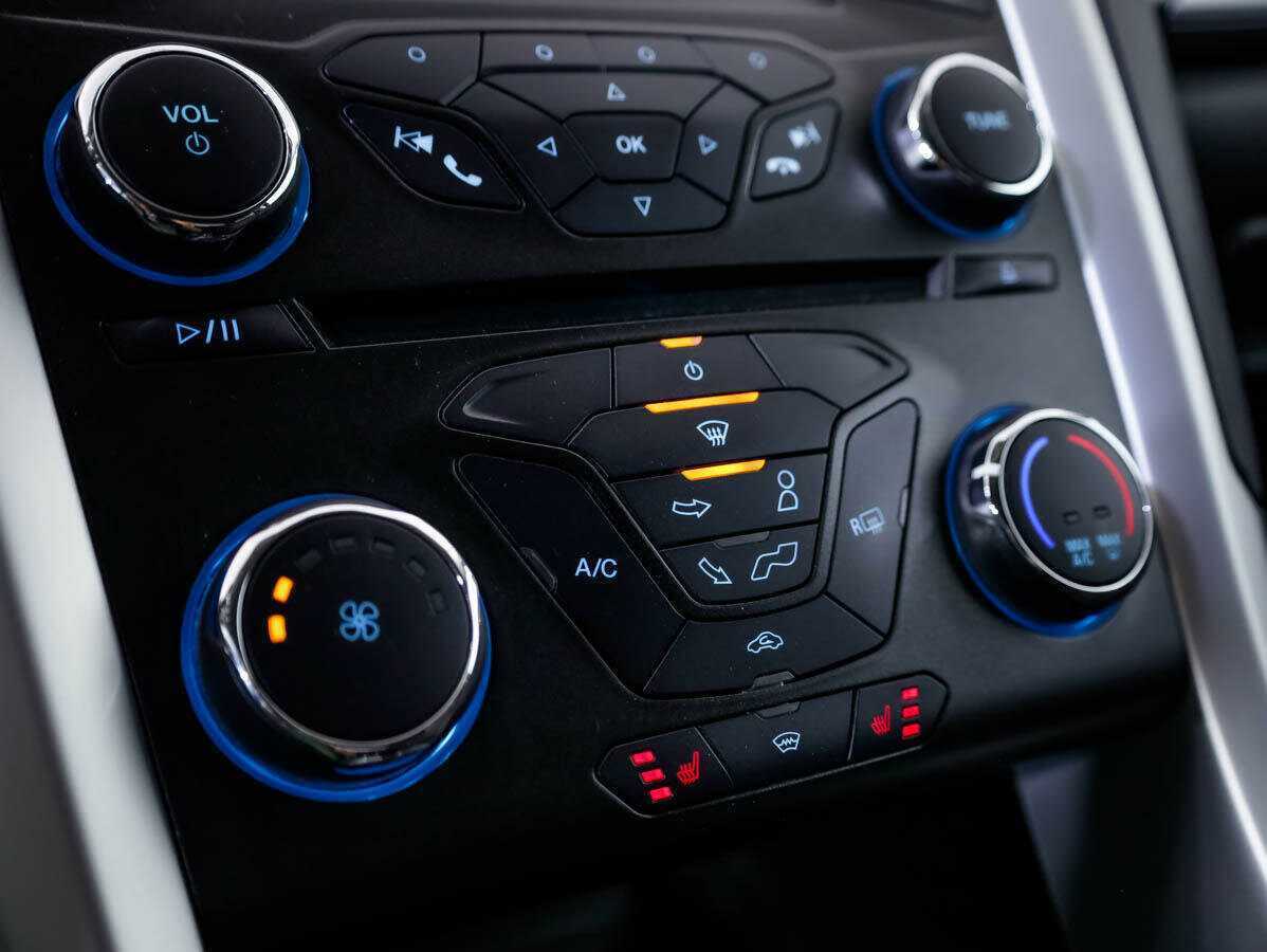 Купить Ford Mondeo с пробегом. Фото: #14