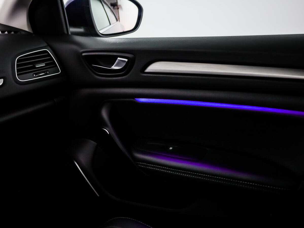 Купить Renault Megane с пробегом. Фото: #16