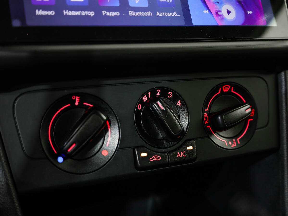 Купить Volkswagen Polo с пробегом. Фото: #13