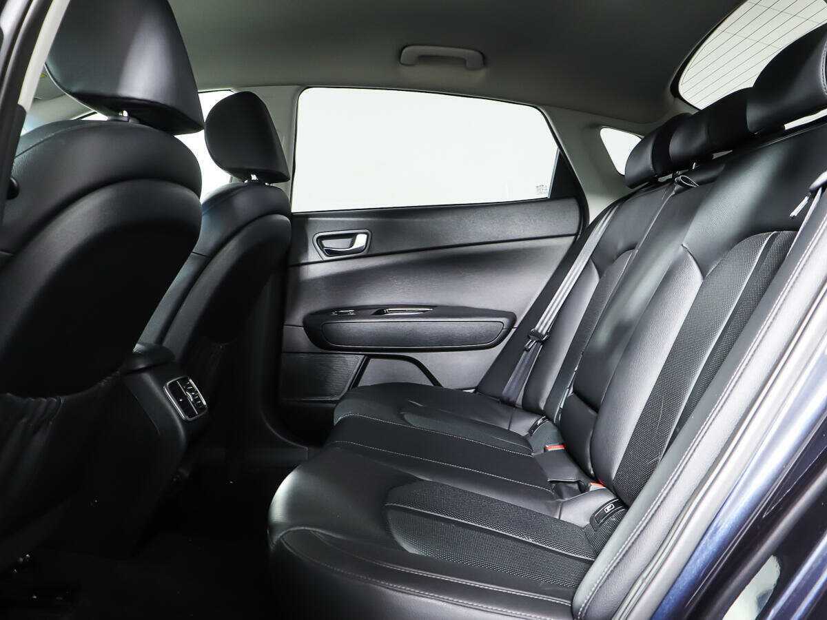 Купить Kia Optima с пробегом. Фото: #9