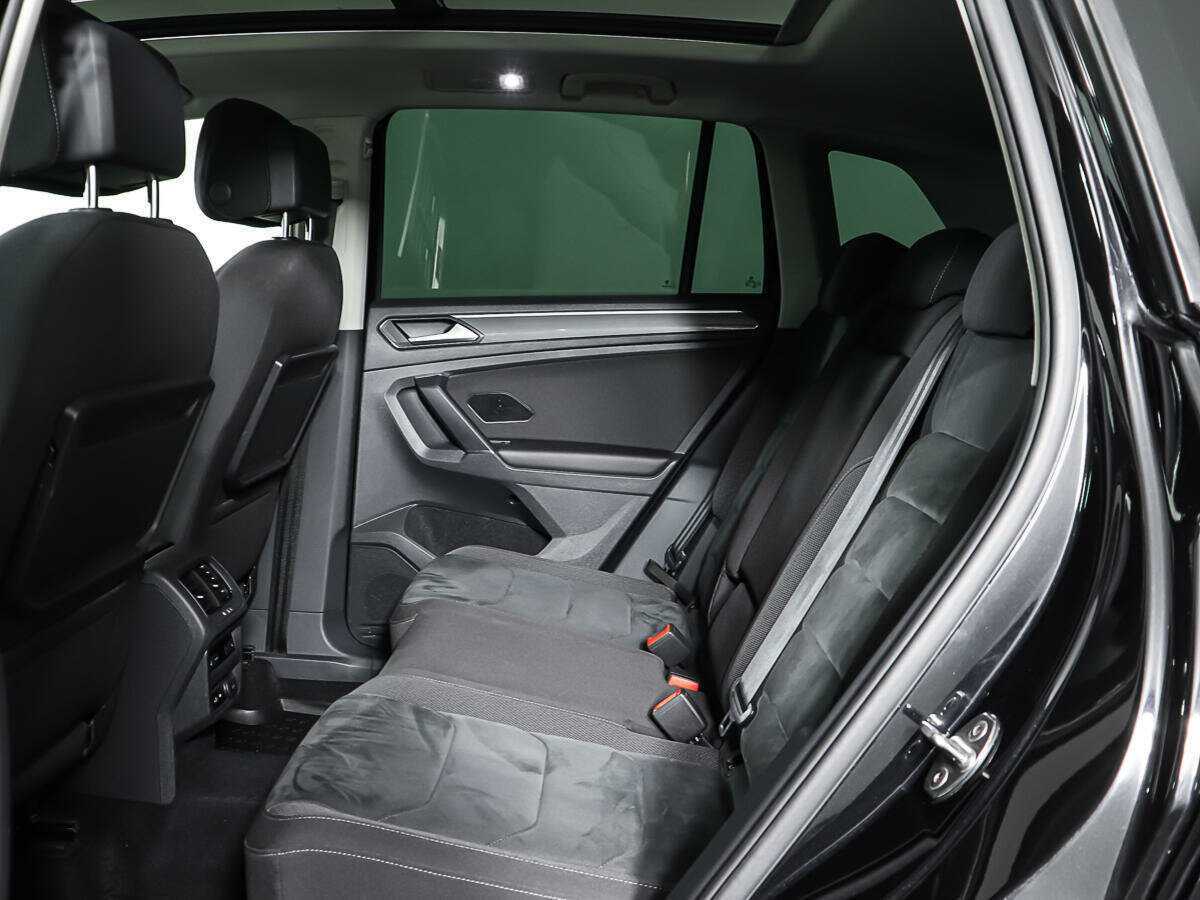 Купить Volkswagen Tiguan с пробегом. Фото: #9