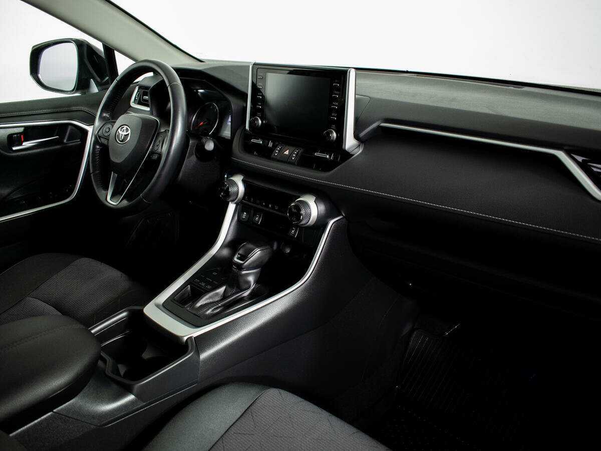 Купить Toyota RAV4 с пробегом. Фото: #8