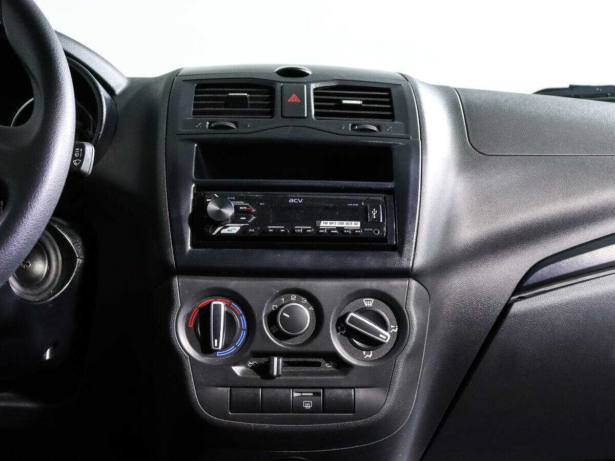 Купить Lada (ВАЗ) Granta с пробегом. Фото: #11